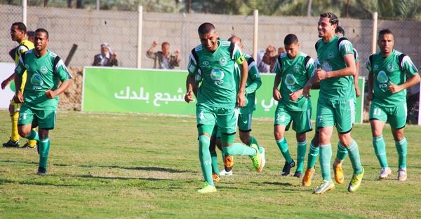 فرحة سامى سالم مع زملائه بهدف الفوز على النصيرات   