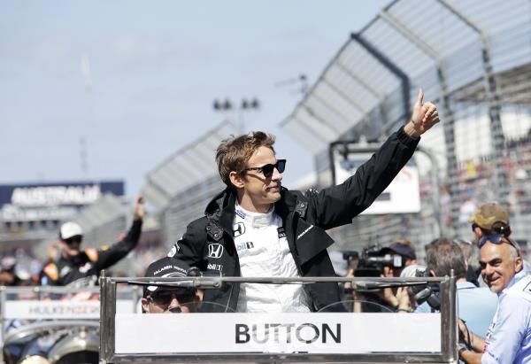 2015-03-15t044810z_2100214779_sr1eb3f0dbx1b_rtrmadp_3_motor-racing-prix_reuters