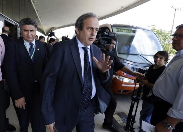 2015-03-03t170613z_332702173_gm1eb3402xu01_rtrmadp_3_soccer-conmebol-congress_reuters
