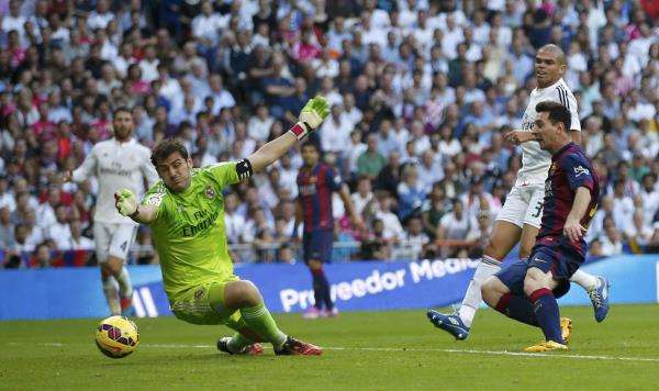 2014-10-25t190525z_454910616_lr1eaap1h0q21_rtrmadp_3_soccer-spain-clasico_reuters
