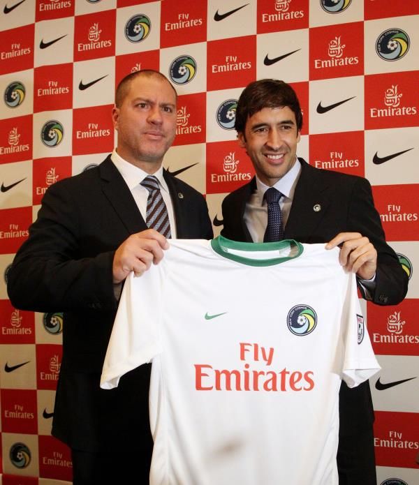 2014-12-09t173144z_1299984143_nocid_rtrmadp_3_mls-new-york-cosmos-raul-gonzalez-press-conference_reuters