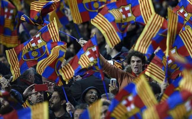 los-aficionados-han-acudido-masa-camp-nou-1426711557446