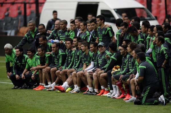 2014-05-27t004459z_1660457365_gm1ea5r0o7d01_rtrmadp_3_soccer-world_reuters