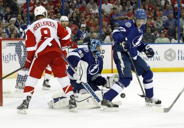 2015-03-21t025047z_995938554_nocid_rtrmadp_3_nhl-detroit-red-wings-at-tampa-bay-lightning_reuters