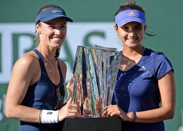 2015-03-21t235809z_1838061816_nocid_rtrmadp_3_tennis-bnp-paribas-open-hingis-mirza-vs-makarova-vesnina_reuters