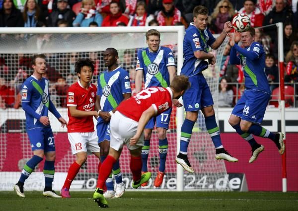 2015-03-22t150824z_1643873738_lr2eb3m161qii_rtrmadp_3_soccer-germany_reuters