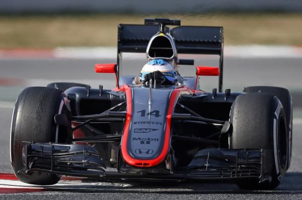 2015-02-20t151715z_949029104_gm1eb2k1sgd01_rtrmadp_3_motor-racing-testing-mclaren_reuters