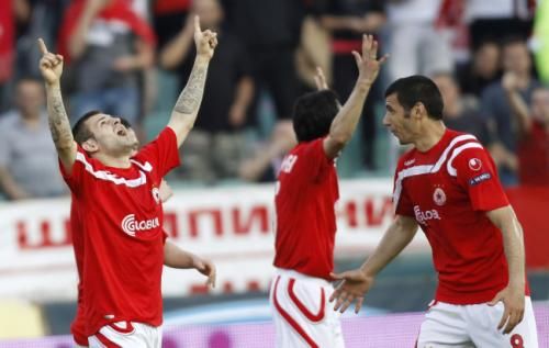 2011-05-252011-05-25t171440z_01_stn103_rtridsp_3_soccer_reuters