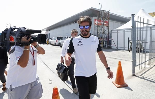 2015-03-26t035308z_70343588_mt1aci13583255_rtrmadp_3_formula-one-f1_reuters