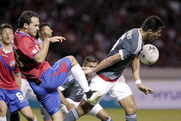2015-03-27t050826z_500374388_gf10000040116_rtrmadp_3_soccer-friendlies-latam_reuters