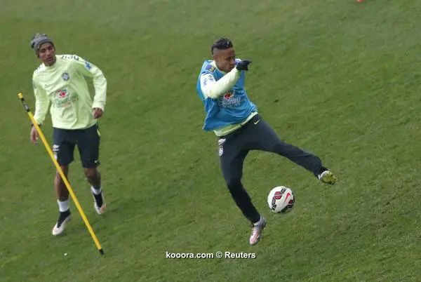 ?i=reuters%2f2015-03-24%2f2015-03-24t190235z_109158426_pm1eb3o1ie401_rtrmadp_3_soccer-friendly-brazil_reuters