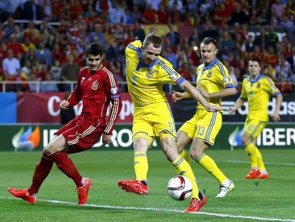 2015-03-27t201643z_1637051378_gf10000040958_rtrmadp_3_soccer-euro_reuters