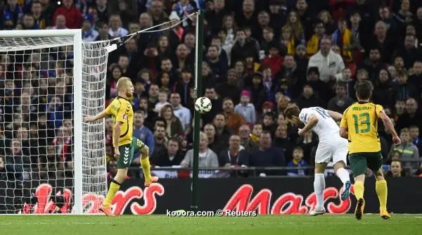 ?i=albums%2fmatches%2f943476%2f2015-03-27t211555z_70492555_mt1aci13590801_rtrmadp_3_football_reuters