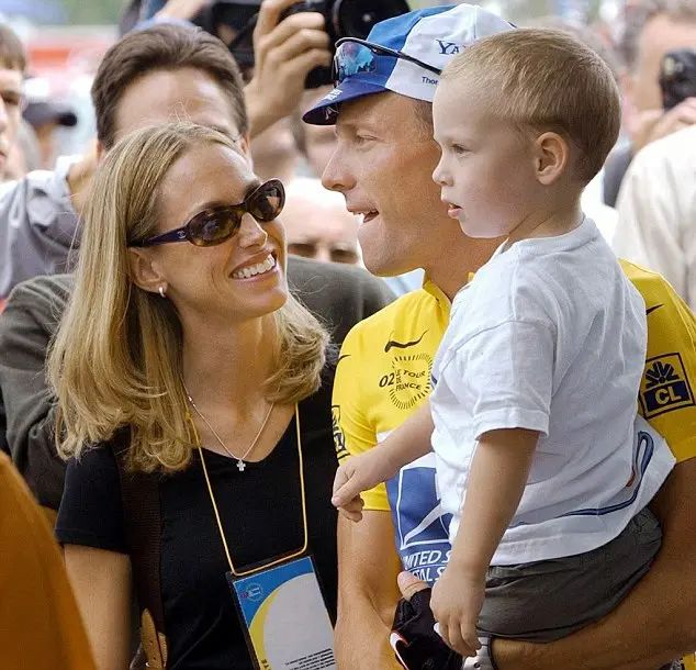 ?i=ahmed_salman10%2farticle-2266973-171cb1f4000005dc-84_634x610