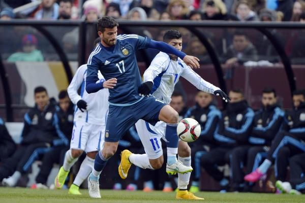 2015-03-28t215538z_1202585803_nocid_rtrmadp_3_soccer-argentina-vs-el-salvador_reuters