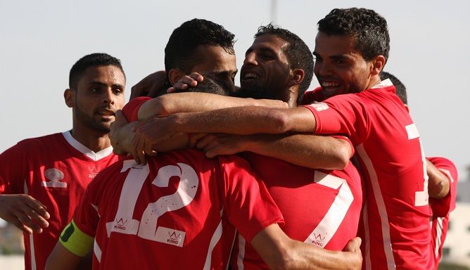فرحة لاعبو الشباب  