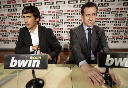 2010-07-26t135410z_01_jmg09_rtridsp_3_soccer-spain-raul_reuters