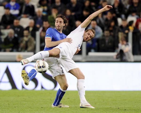 2015-03-31t210613z_443336465_gf10000045584_rtrmadp_3_soccer-friendly_reuters