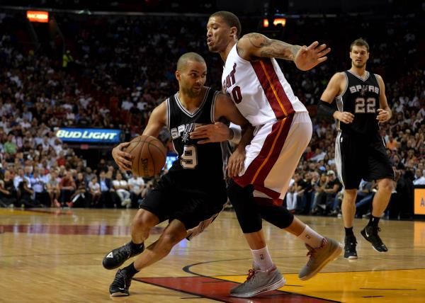 2015-04-01t030117z_1336993870_nocid_rtrmadp_3_nba-san-antonio-spurs-at-miami-heat_reuters