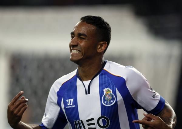 2014-11-01t203023z_287308372_gm1eab20cgq01_rtrmadp_3_soccer-portugal_reuters