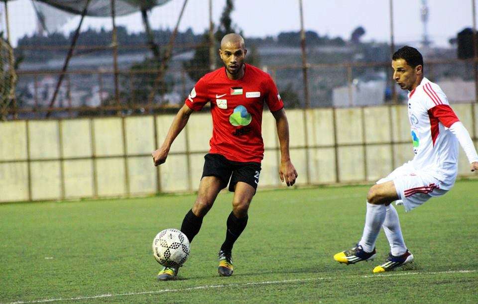 مراد اسماعيل صاحب هدف الهلال الأول