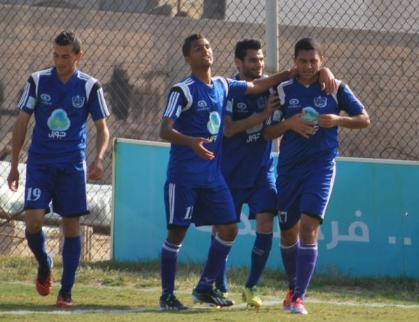 فرحة لاعبي شباب رفح بهدف ابو دان الوحيد