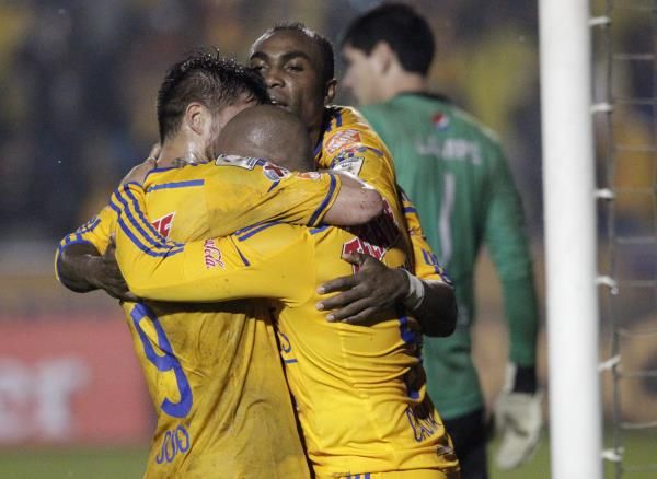 2015-03-18t074121z_1264167413_gm1eb3i17fl01_rtrmadp_3_soccer-libertadores_reuters