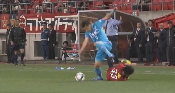 صورة تلفزيونية للكوري كيم عند دهسه الياباني كانازاكي