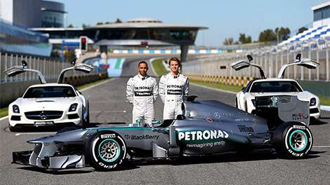 mercedes-w04-formula-1-car-showcased-at-jerez-video_1