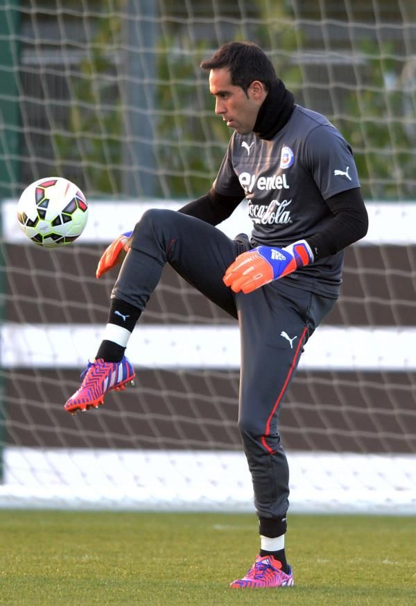 2015-03-27t180118z_70480878_mt1aci13590206_rtrmadp_3_football_reuters