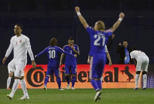 2015-03-28t190438z_201504548_lr2eb3s1gzgdl_rtrmadp_3_soccer-euro_reuters