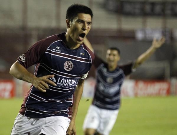 2013-11-29t014222z_189169780_gm1e9bt0qw501_rtrmadp_3_soccer-latam-sudamericana_reuters