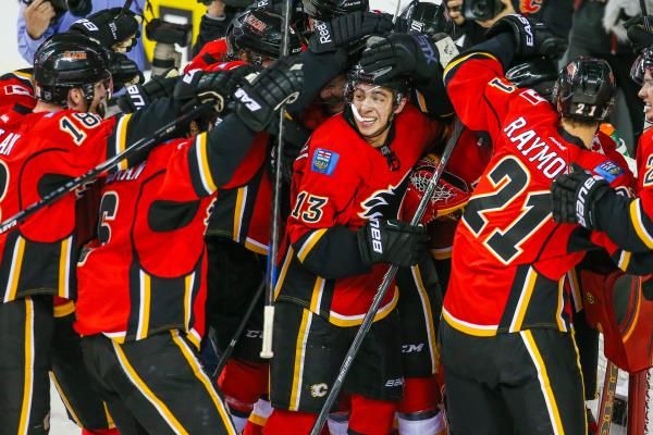 2015-04-10t041144z_489871516_nocid_rtrmadp_3_nhl-los-angeles-kings-at-calgary-flames_reuters