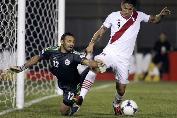 2012-10-17t002616z_303620367_gm1e8ah0n8t01_rtrmadp_3_soccer-world_reuters
