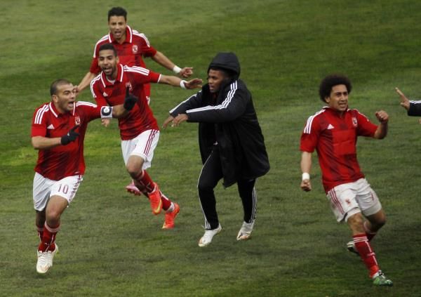 2015-02-21t191539z_882484386_gm1eb2m08v901_rtrmadp_3_soccer-africa-algeria_reuters