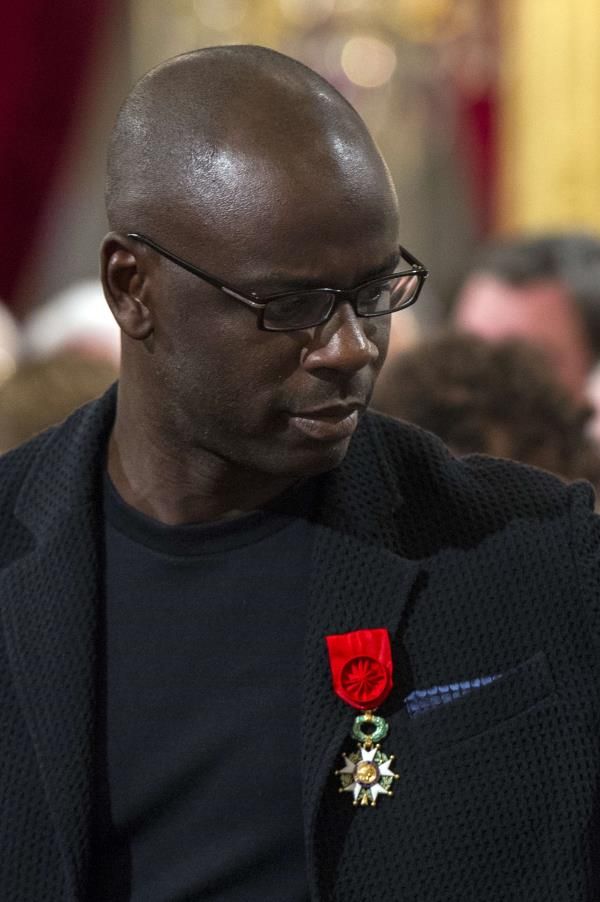 2013-09-18t164339z_1558055295_pm1e99h1keo01_rtrmadp_3_france_reuters