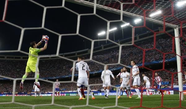 2015-04-14t205613z_72046573_mt1aci13672314_rtrmadp_3_football_reuters