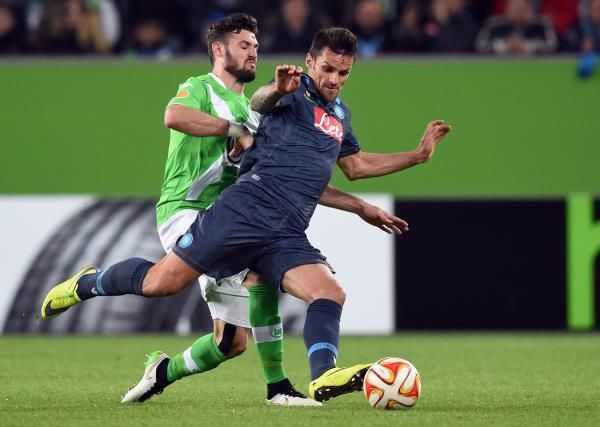 2015-04-16t202435z_44363558_lr2eb4g1kop7c_rtrmadp_3_soccer-europa_reuters