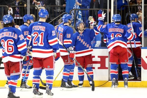 2015-04-17t022038z_170120092_nocid_rtrmadp_3_nhl-stanley-cup-playoffs-pittsburgh-penguins-at-new-york-rangers_reuters