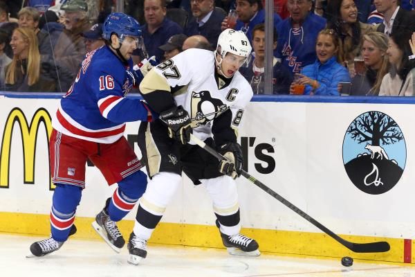 2015-04-17t022001z_502977534_nocid_rtrmadp_3_nhl-stanley-cup-playoffs-pittsburgh-penguins-at-new-york-rangers_reuters