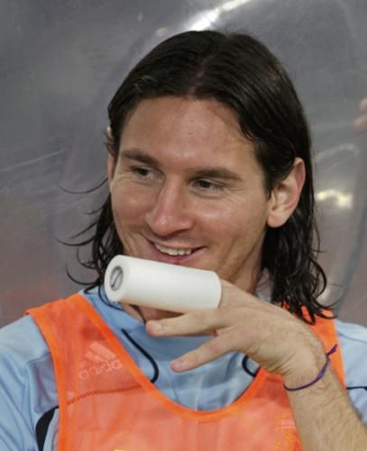 ميسي لم يشارك فغضب الجمهور الصيني