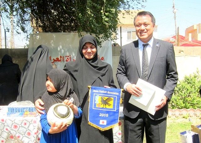 نائب رئيس الاتحاد الياباني كوزو تاشيما في بغداد