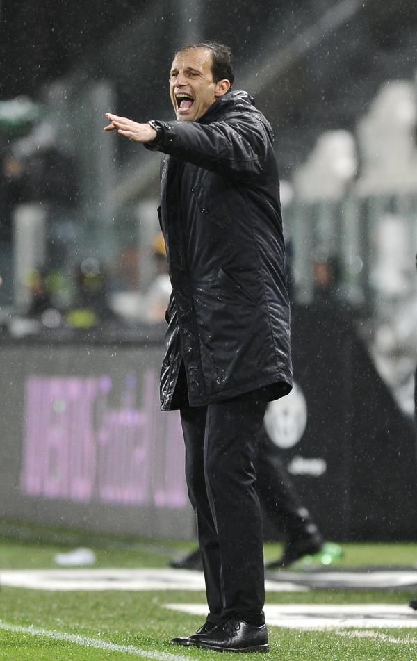 2015-04-18t204724z_1480397410_gf10000064612_rtrmadp_3_soccer-italy_reuters
