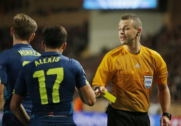 2015-03-17t205235z_69627155_mt1aci13538425_rtrmadp_3_football_reuters