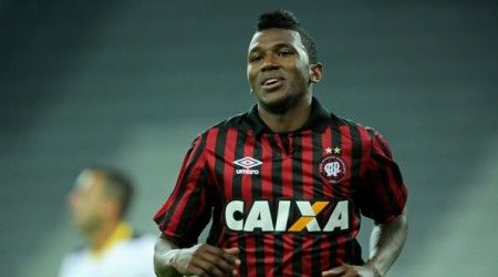 دوجلاس كوتينهو