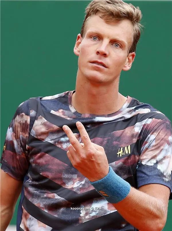 ?i=epa%2ftennis%2f2015-04%2f2015-04-19-04712263_epa