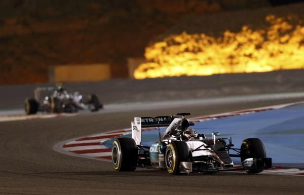 2015-04-19t165322z_985978810_lr2eb4j1awokp_rtrmadp_3_motor-racing-prix_reuters