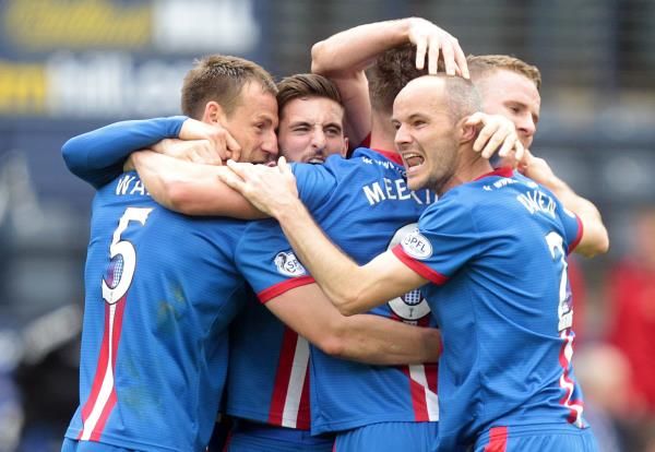 2015-04-19t144531z_72456331_mt1aci13685149_rtrmadp_3_football_reuters