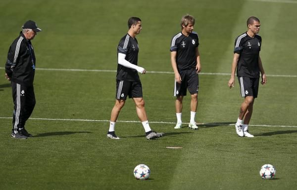 2015-04-21t104313z_933635656_gf10000067239_rtrmadp_3_soccer-champions_reuters