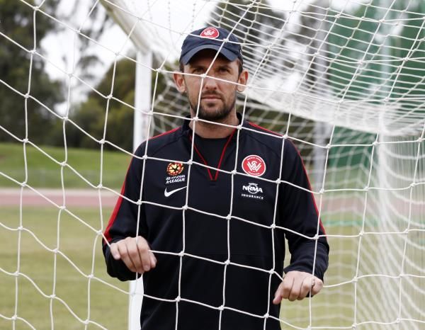 2014-10-24t185900z_1359909943_gm1eaap07we01_rtrmadp_3_soccer-asia-champions-wanderers_reuters